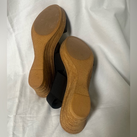 Elegant Black Women's Sandals - Picture 6 of 6